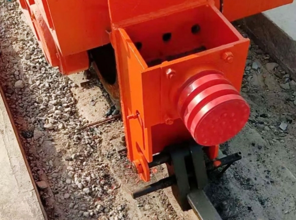 頂軌器和夾軌器是同一種設(shè)備嗎