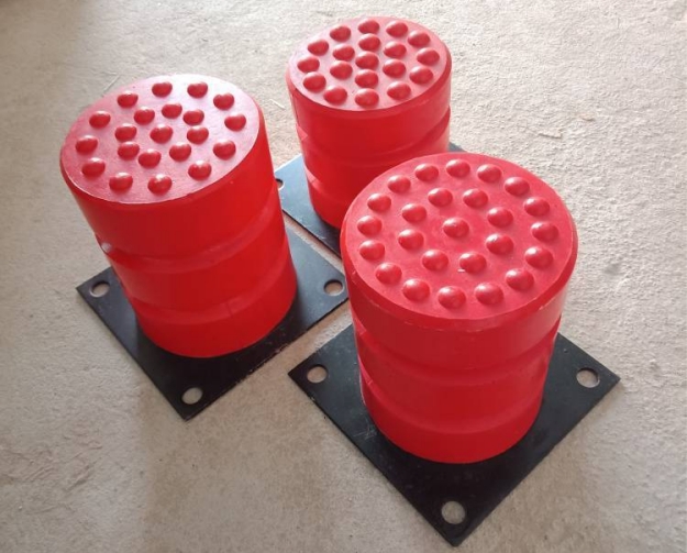 橡膠緩沖器應(yīng)用廣泛，助力工業(yè)設(shè)備安全升級(jí)